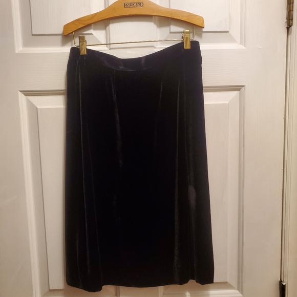 Lands End Black Velvet Skirt Women's Regular 10 - Picture 2 of 8
